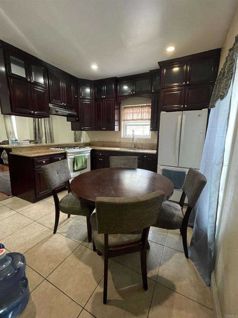 Los Angeles, California, 90026, United States, 2 Bedrooms Bedrooms, ,2 BathroomsBathrooms,Residential,For Sale,1850000