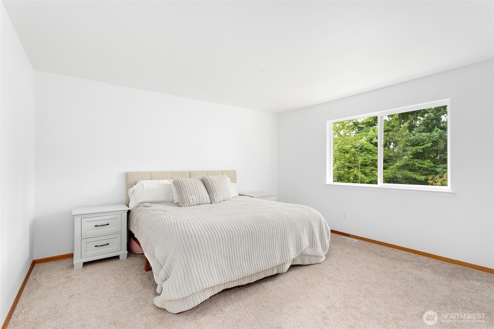 Bonney Lake, Washington, 98391, United States, 4 Bedrooms Bedrooms, ,3 BathroomsBathrooms,Residential,For Sale,1911203