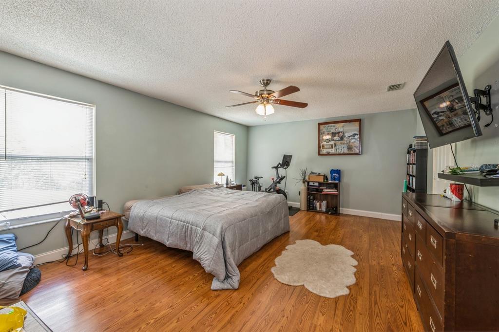 Longwood, Florida, 32750, United States, 6 Bedrooms Bedrooms, ,4 BathroomsBathrooms,Residential,For Sale,1896627