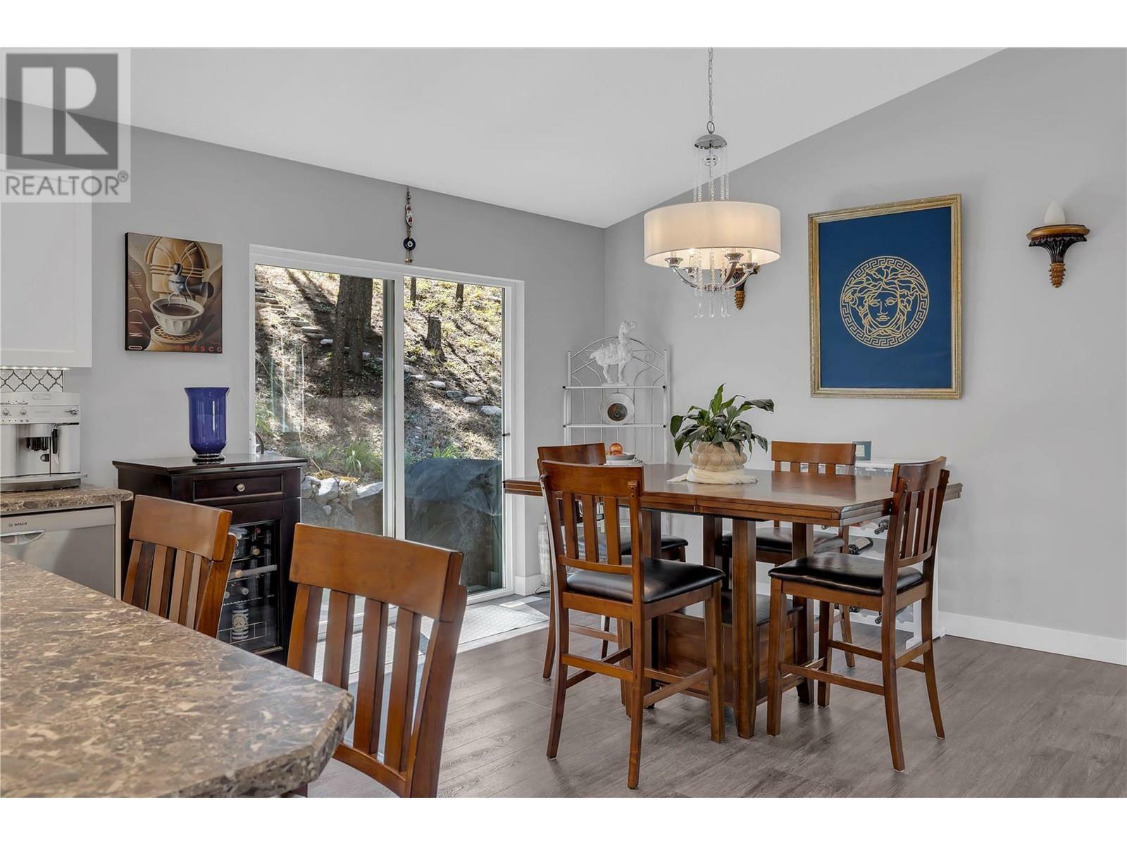 KELOWNA, British Columbia, V1Z 3W6, CA, 5 Bedrooms Bedrooms, ,3 BathroomsBathrooms,Residential,For Sale,1838987