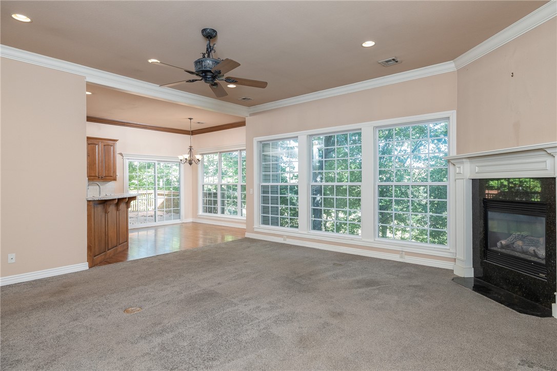 Bella Vista, Arkansas, 72715, United States, 3 Bedrooms Bedrooms, ,4 BathroomsBathrooms,Residential,For Sale,1971297