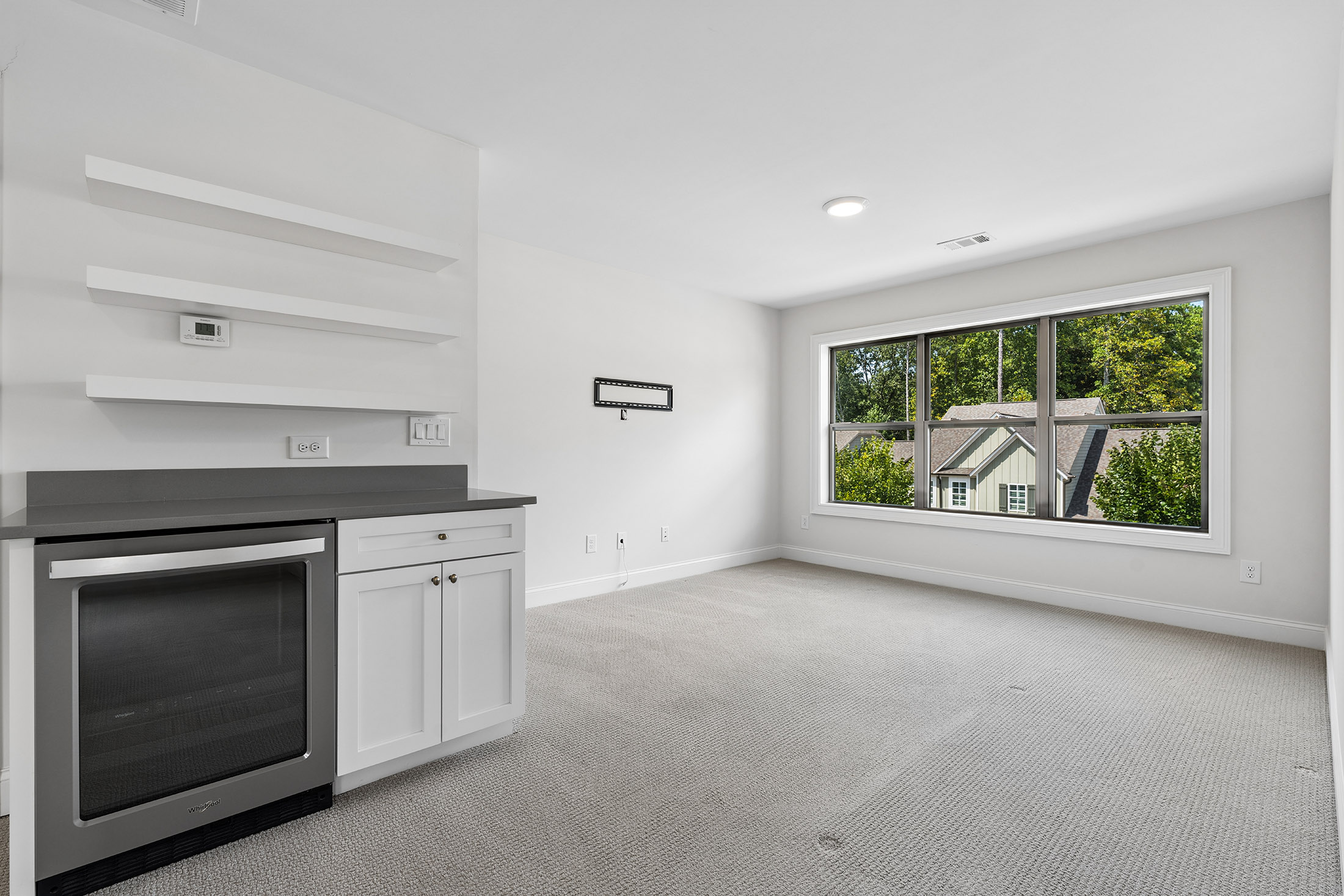  Upgraded Townhome Offers Low Maintenance Living - 物件實景