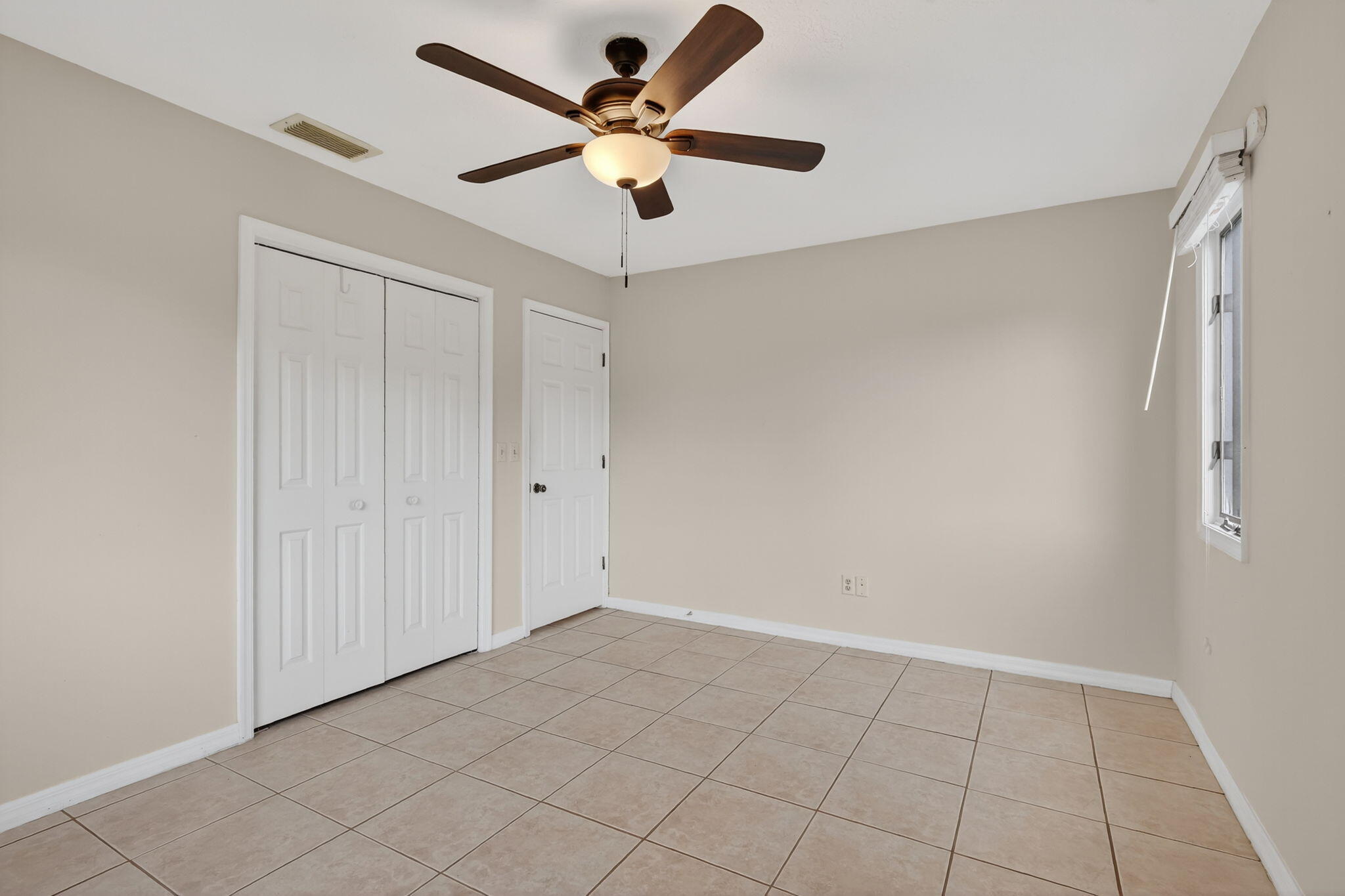 Jensen Beach, Florida, 34957, United States, 3 Bedrooms Bedrooms, ,2 BathroomsBathrooms,Residential,For Sale,1960986