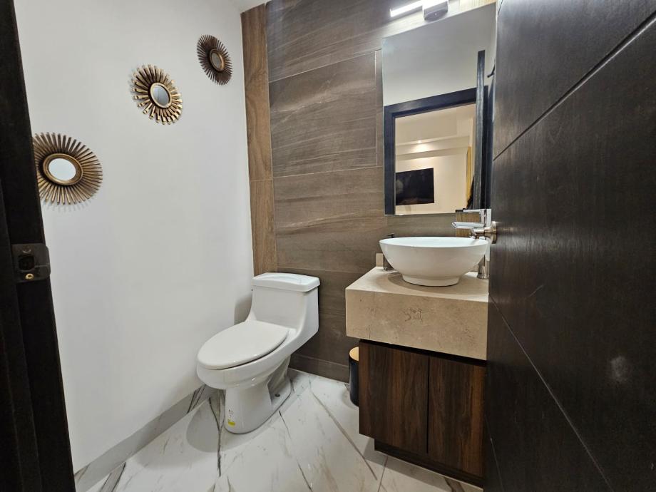 Torreón, Coahuila de Zaragoza, 27000, Mexico, 1 Bedroom Bedrooms, ,1 BathroomBathrooms,Residential,For Sale,1994701