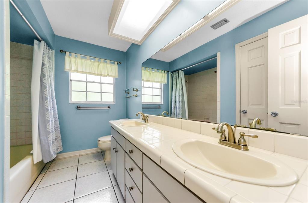Plant City, Florida, 33566, United States, 3 Bedrooms Bedrooms, ,2 BathroomsBathrooms,Residential,For Sale,1932483