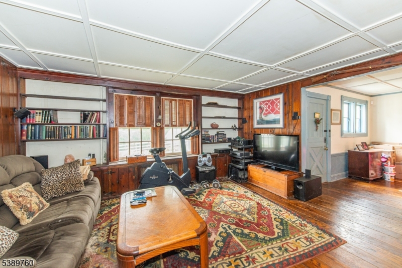 Bernardsville Boro, New Jersey, 07924, United States, 3 Bedrooms Bedrooms, ,3 BathroomsBathrooms,Residential,For Sale,1960559