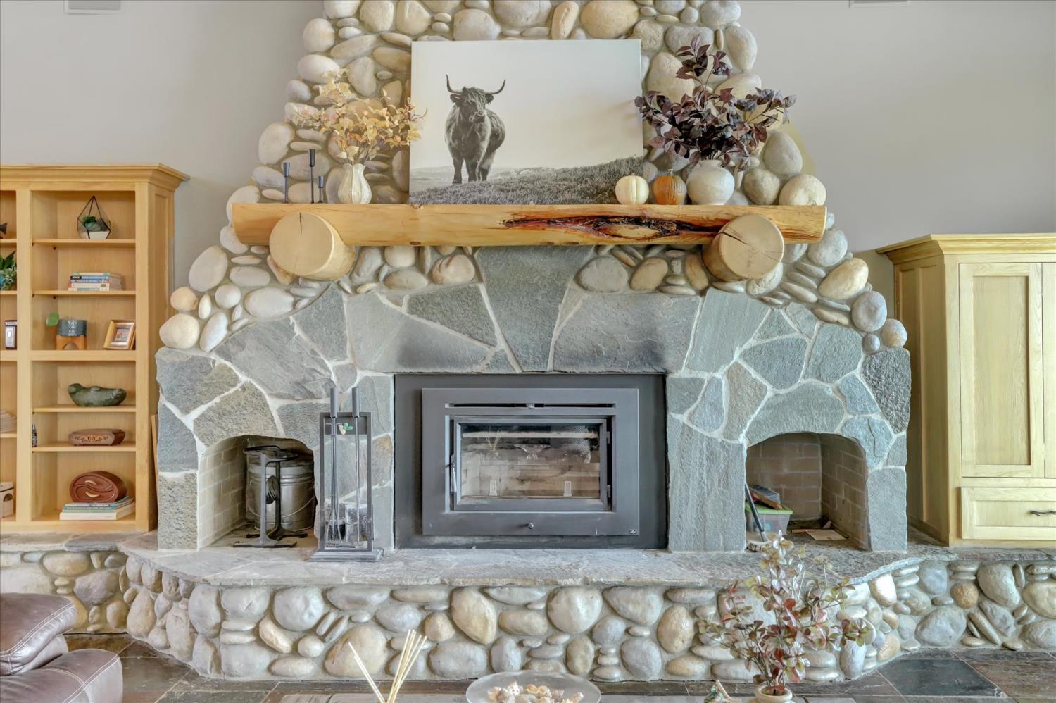 Grass Valley, California, 95949, United States, 3 Bedrooms Bedrooms, ,3 BathroomsBathrooms,Residential,For Sale,1992589