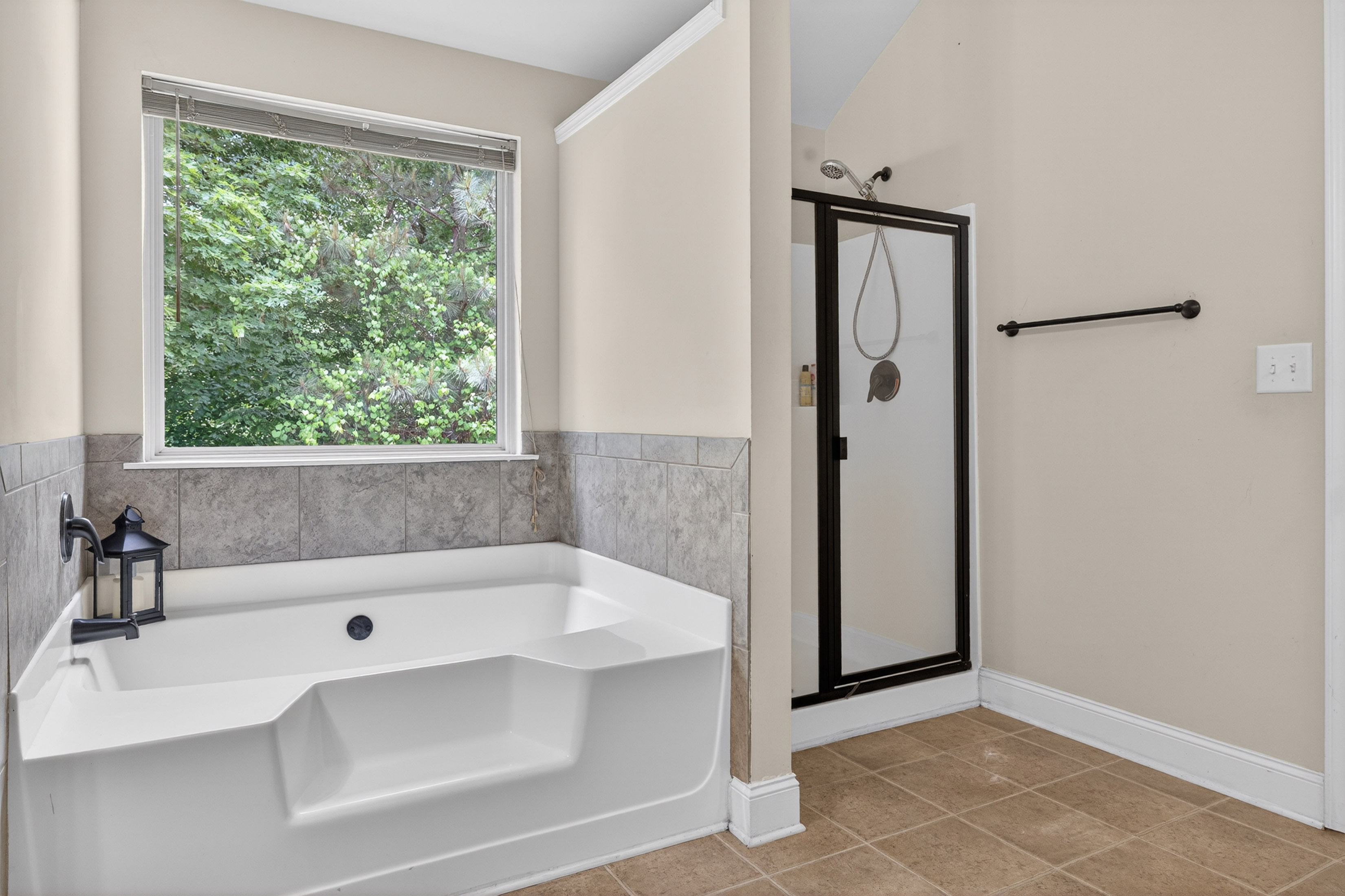  Beautifully Maintained Home in Sought-after Decatur Community - 物件實景
