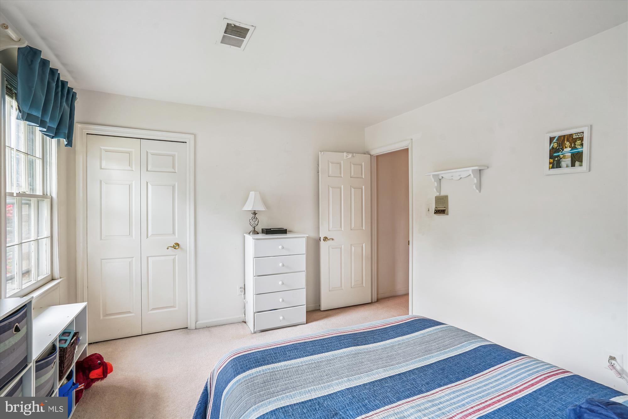 Burke, Virginia, 22015, United States, 5 Bedrooms Bedrooms, ,4 BathroomsBathrooms,Residential,For Sale,1905791