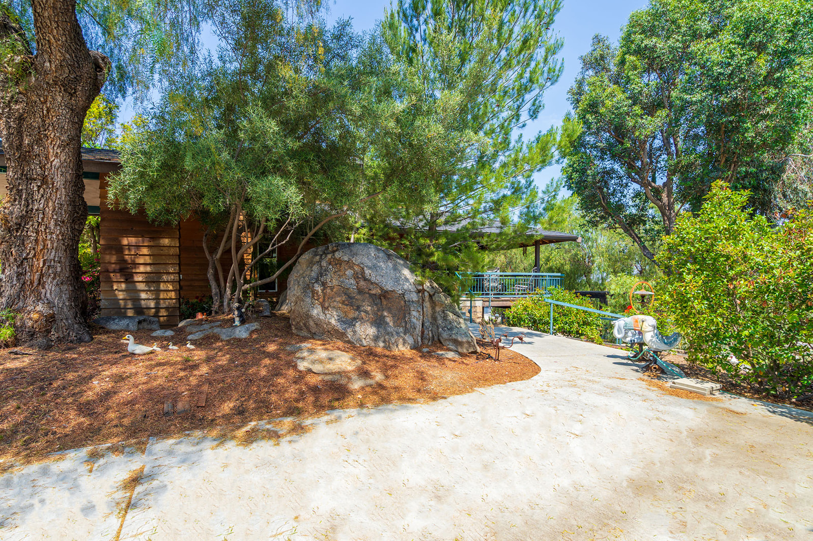 Hemet, California, 92544, United States, 6 Bedrooms Bedrooms, ,6 BathroomsBathrooms,Residential,For Sale,1849818