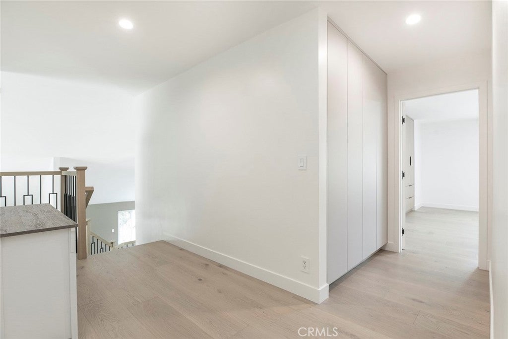 Glendale, California, 91206, United States, 4 Bedrooms Bedrooms, ,3 BathroomsBathrooms,Residential,For Sale,1940917
