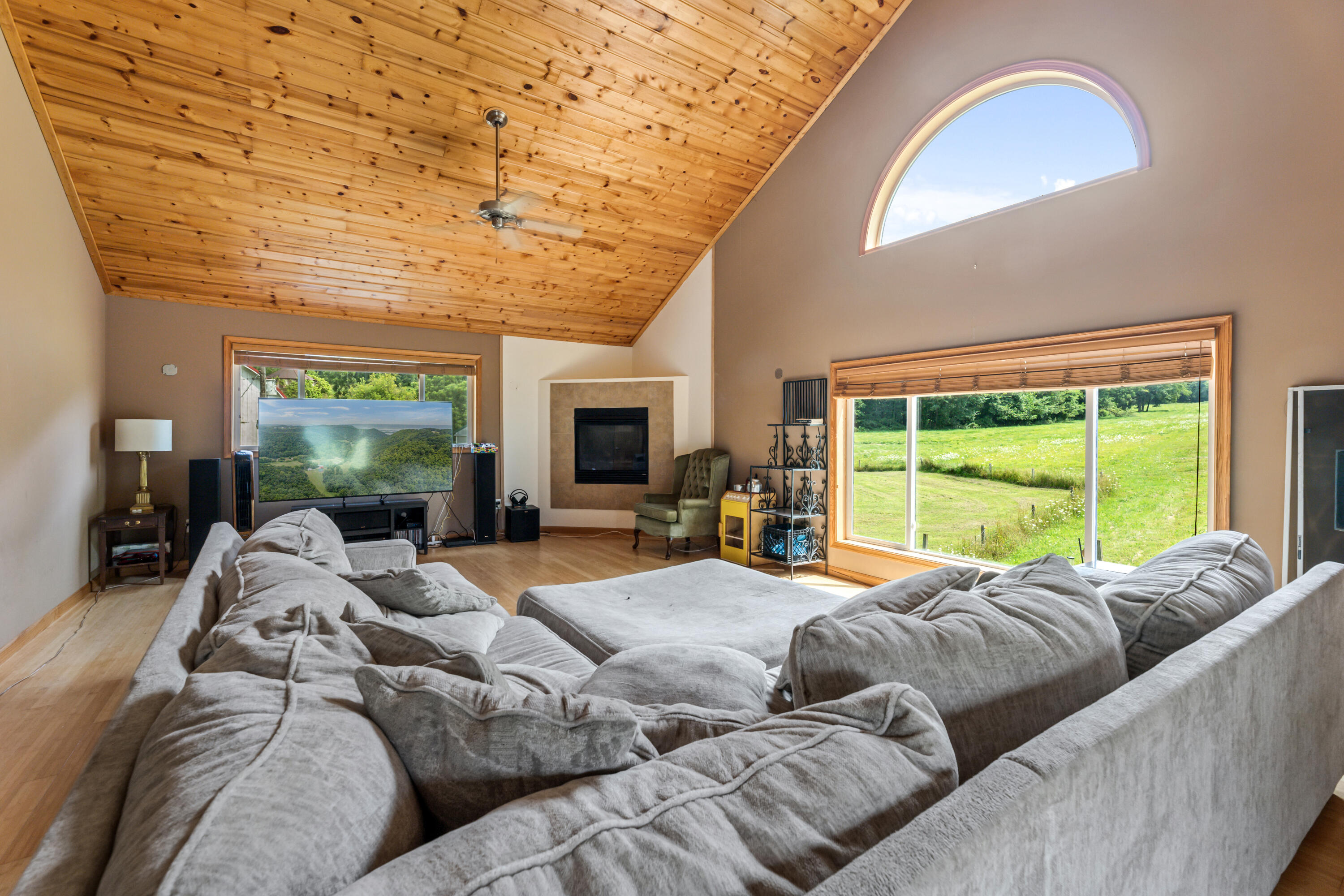 Homer, Minnesota, 55987, United States, 5 Bedrooms Bedrooms, ,3 BathroomsBathrooms,Residential,For Sale,1914657
