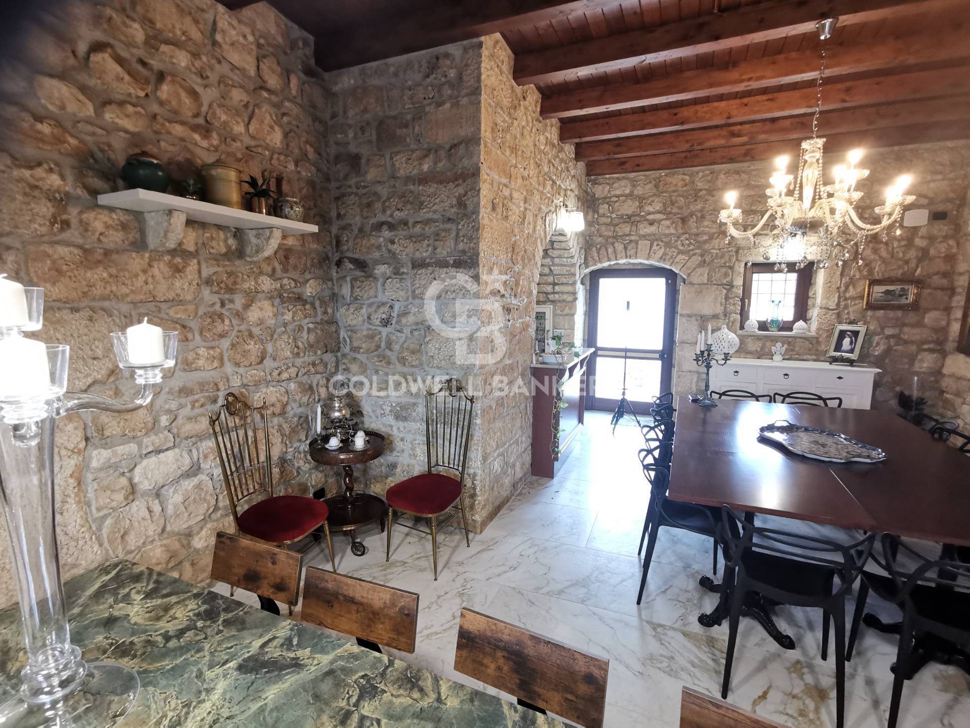 Modica, Ragusa, 97015, IT, 4 Bedrooms Bedrooms, ,6 BathroomsBathrooms,Residential,For Sale,1827626
