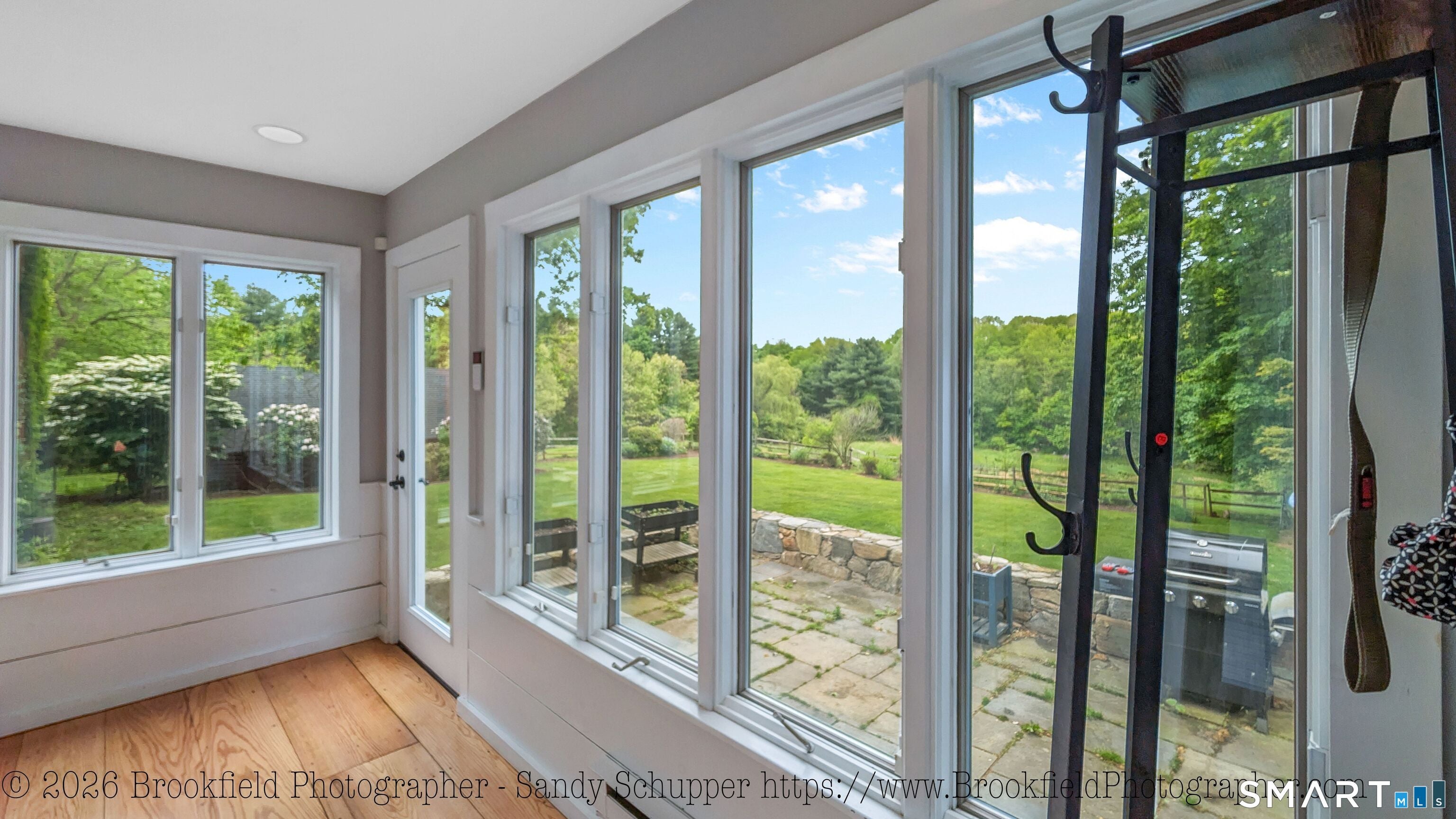 Southbury, Connecticut, 06488, United States, 3 Bedrooms Bedrooms, ,3 BathroomsBathrooms,Residential,For Sale,2048179