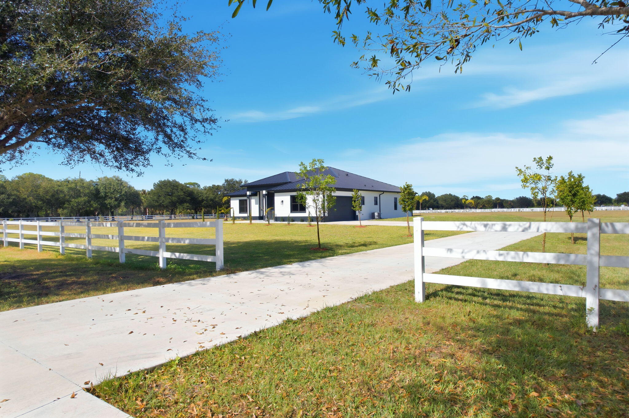 Port St Lucie, Florida, 34987, United States, 4 Bedrooms Bedrooms, ,3 BathroomsBathrooms,Residential,For Sale,2037397