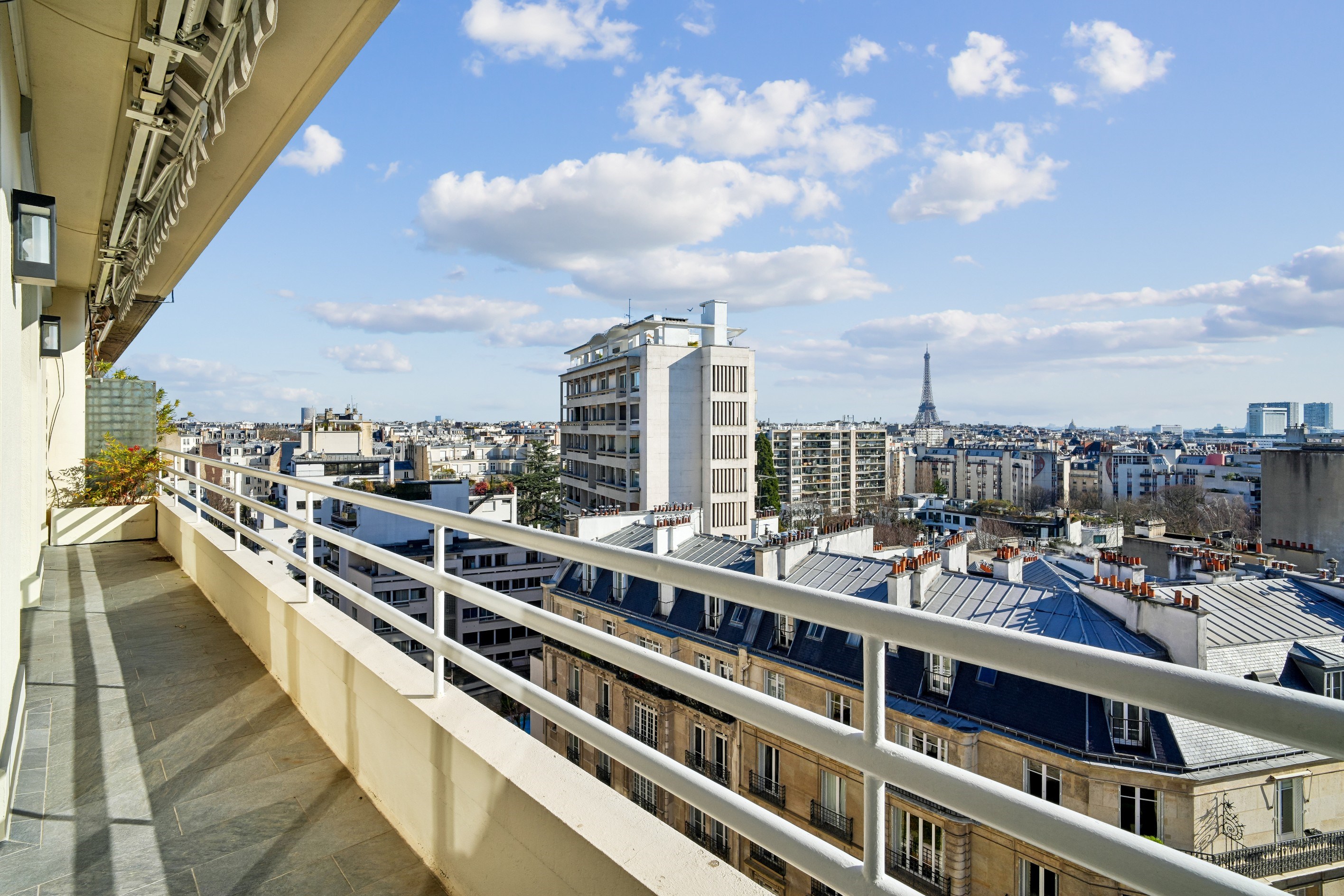  PARIS XVI : PENTHOUSE AND TERRACE OVER PARISIAN MONUMENTS - 物件實景