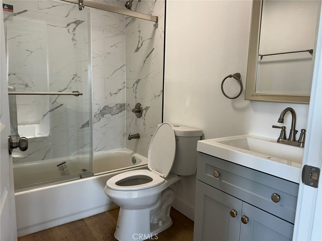 LOS ANGELES, California, 90001, United States, ,Residential,For Sale,1810570