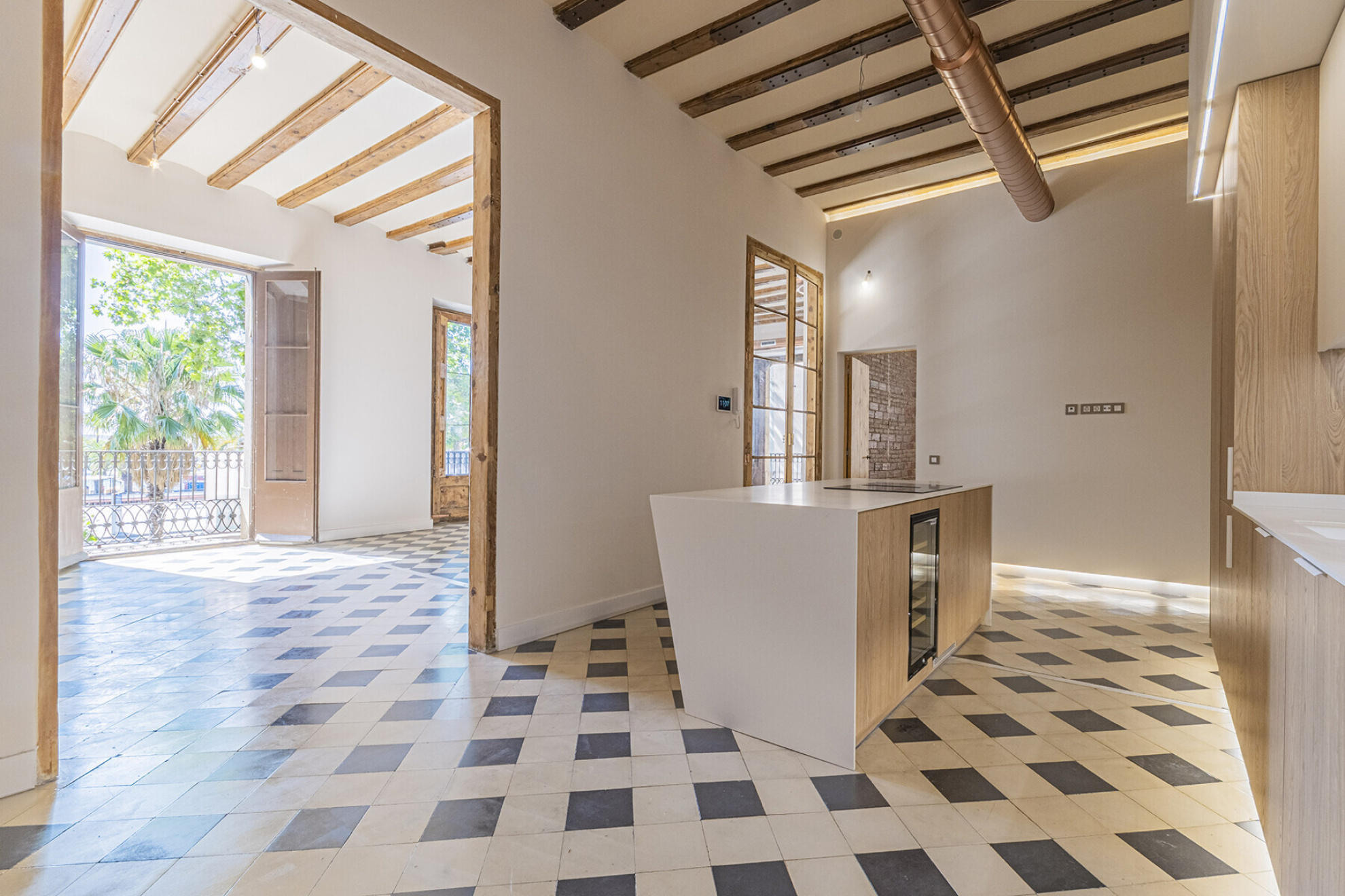  Magnificent, renovated main residence in a historic estate overlooking Port Vell - 物件實景