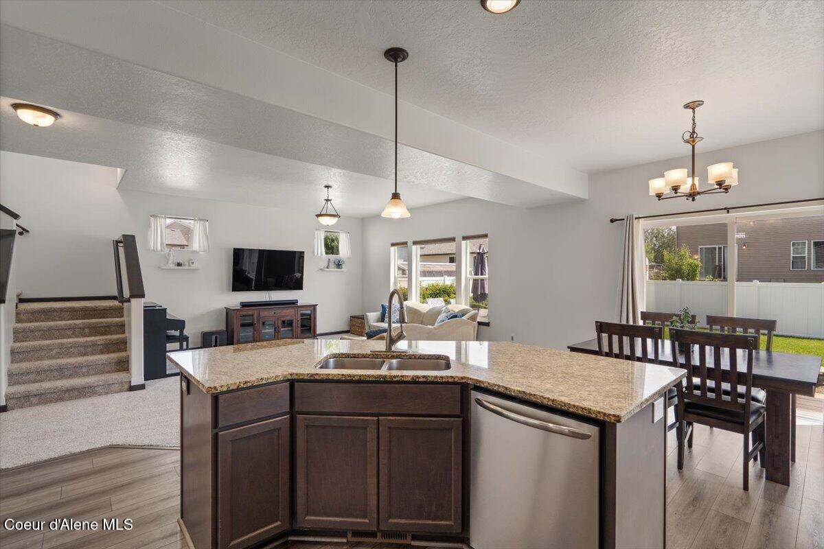 Post Falls, Idaho, 83854, United States, 4 Bedrooms Bedrooms, ,2 BathroomsBathrooms,Residential,For Sale,1969066