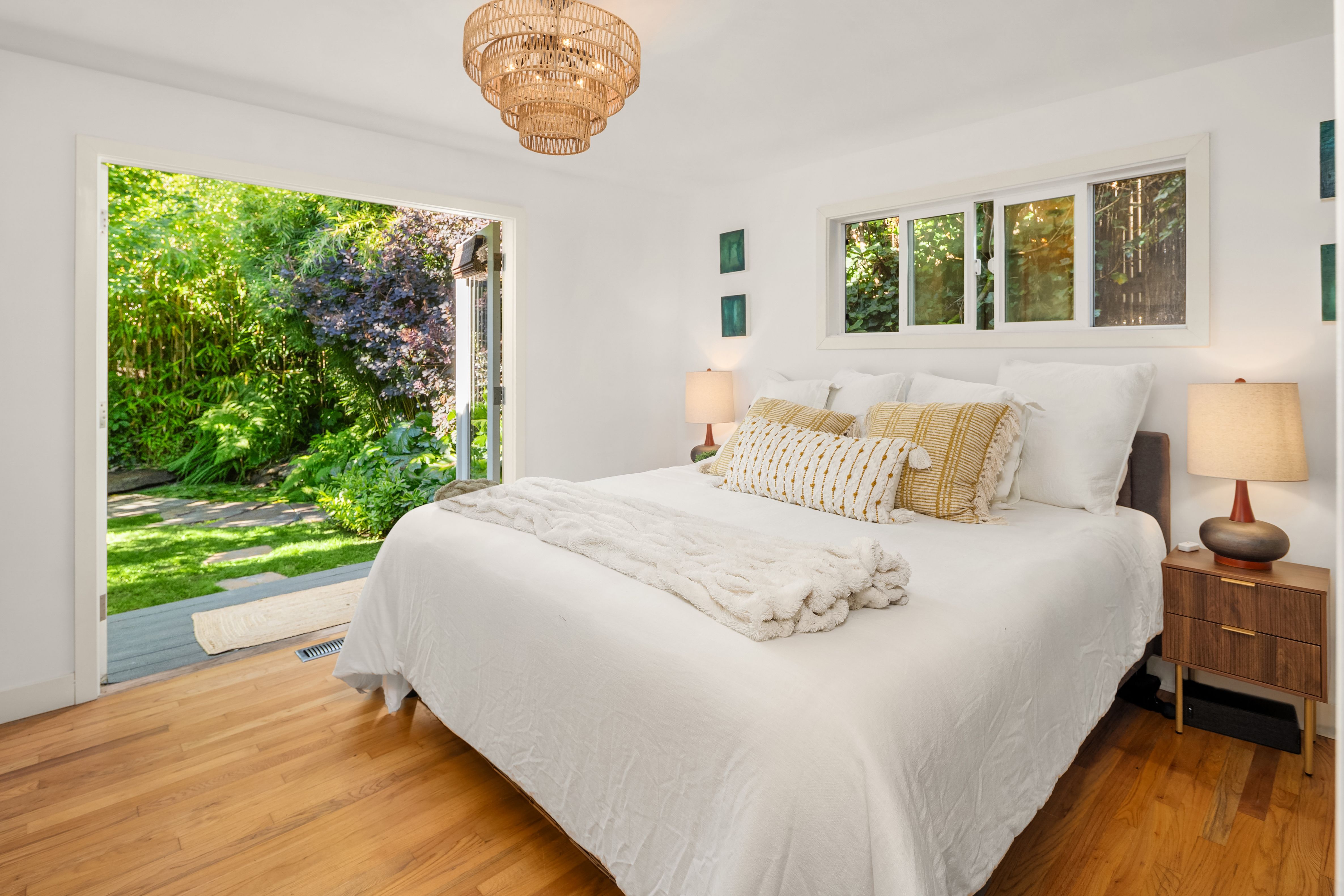  5414 SW Beach Drive Terr, Seattle, WA 98116 - 物件實景