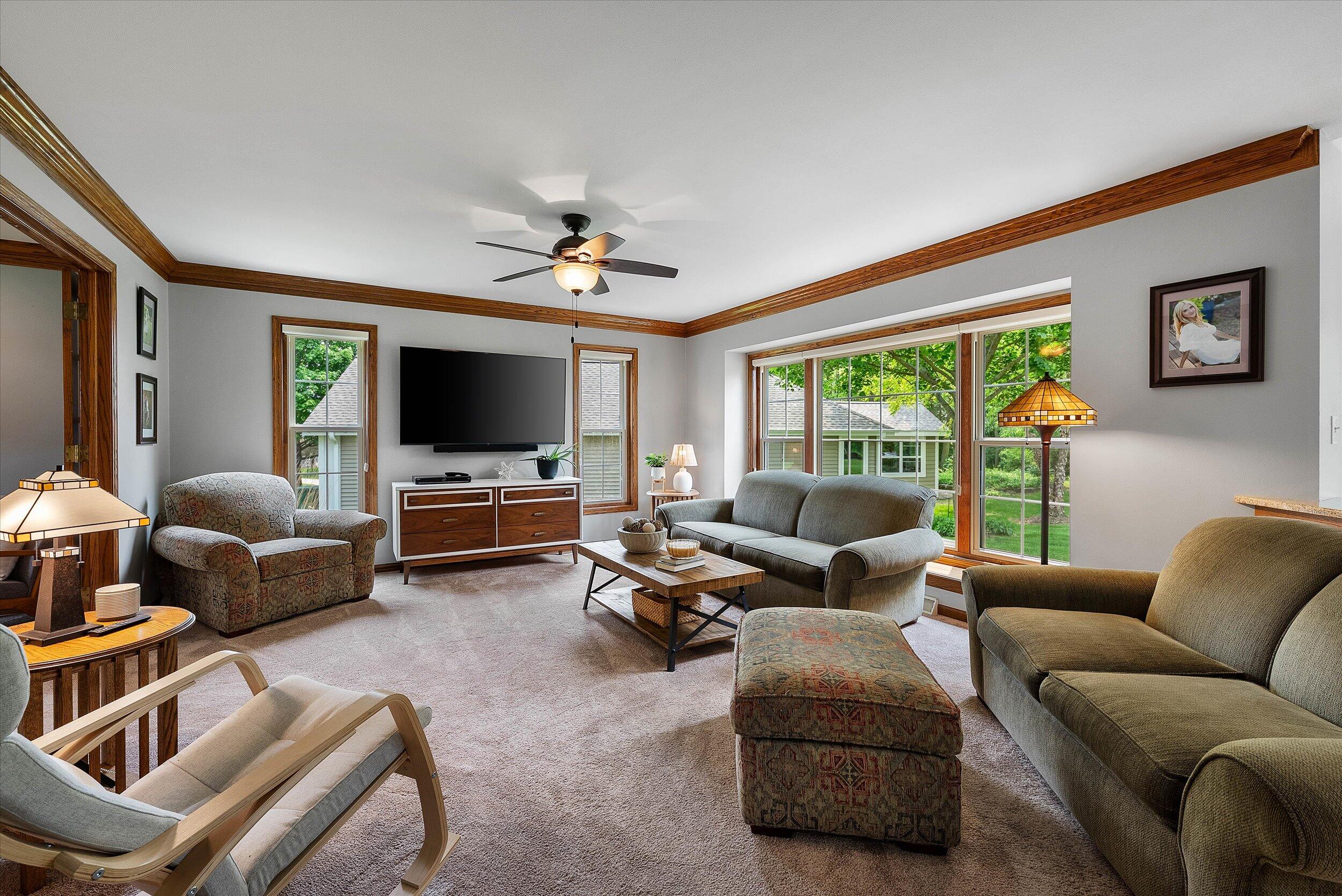 Germantown, Wisconsin, 53022, United States, 3 Bedrooms Bedrooms, ,3 BathroomsBathrooms,Residential,For Sale,1987563