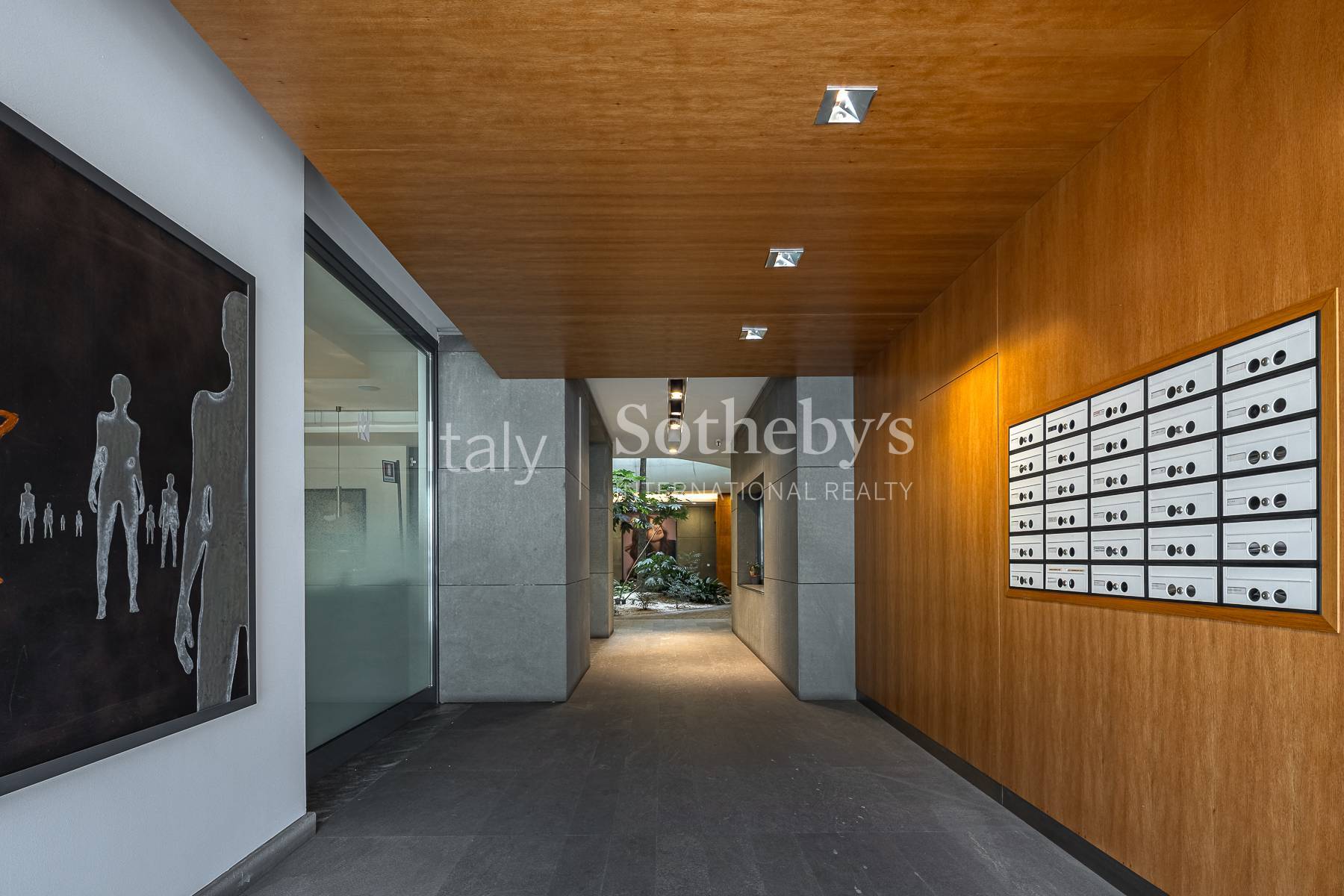  Refined Renovated Residence with Private Terrace - 物件實景