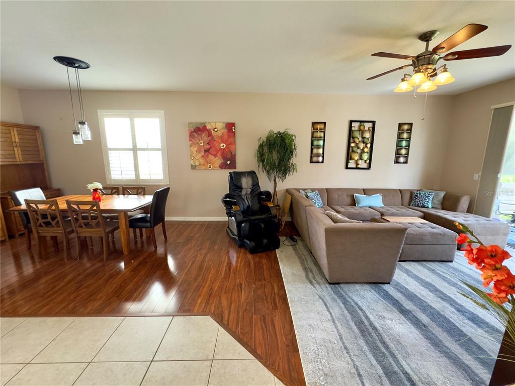 Venice, Florida, 34292, United States, 4 Bedrooms Bedrooms, ,3 BathroomsBathrooms,Residential,For Sale,1897383