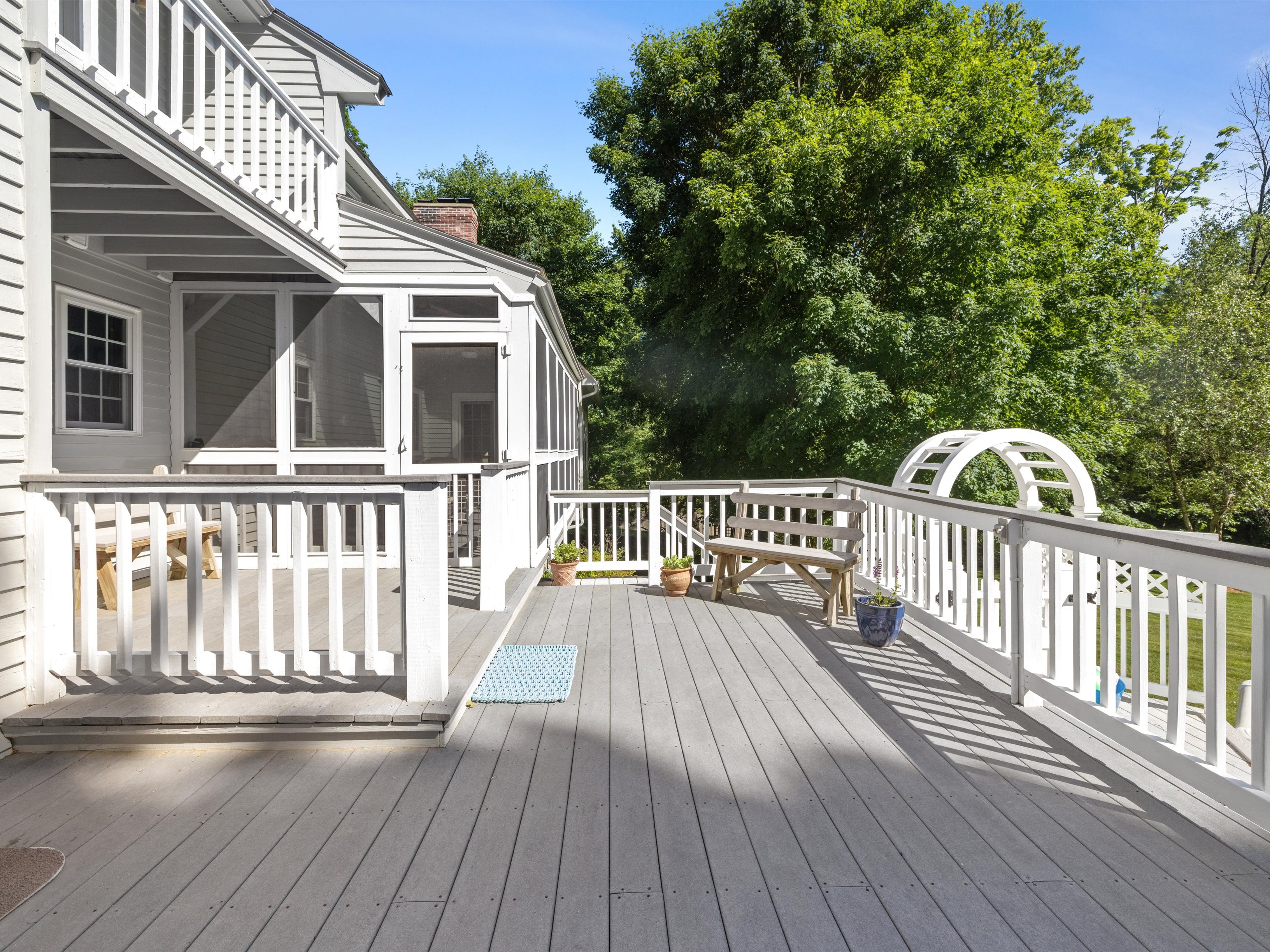  61 Beach Street, Millbury, MA 01527 - 物件實景