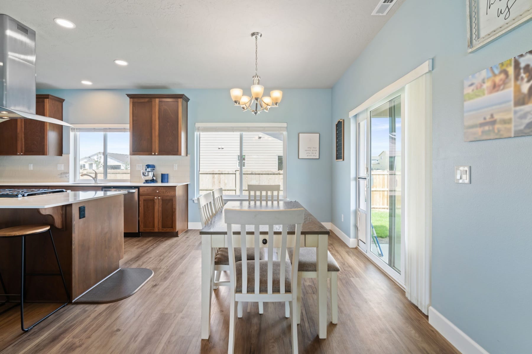  280 NW DOUBLE EAGLE AVE Madras, OR 97741 - 物件實景