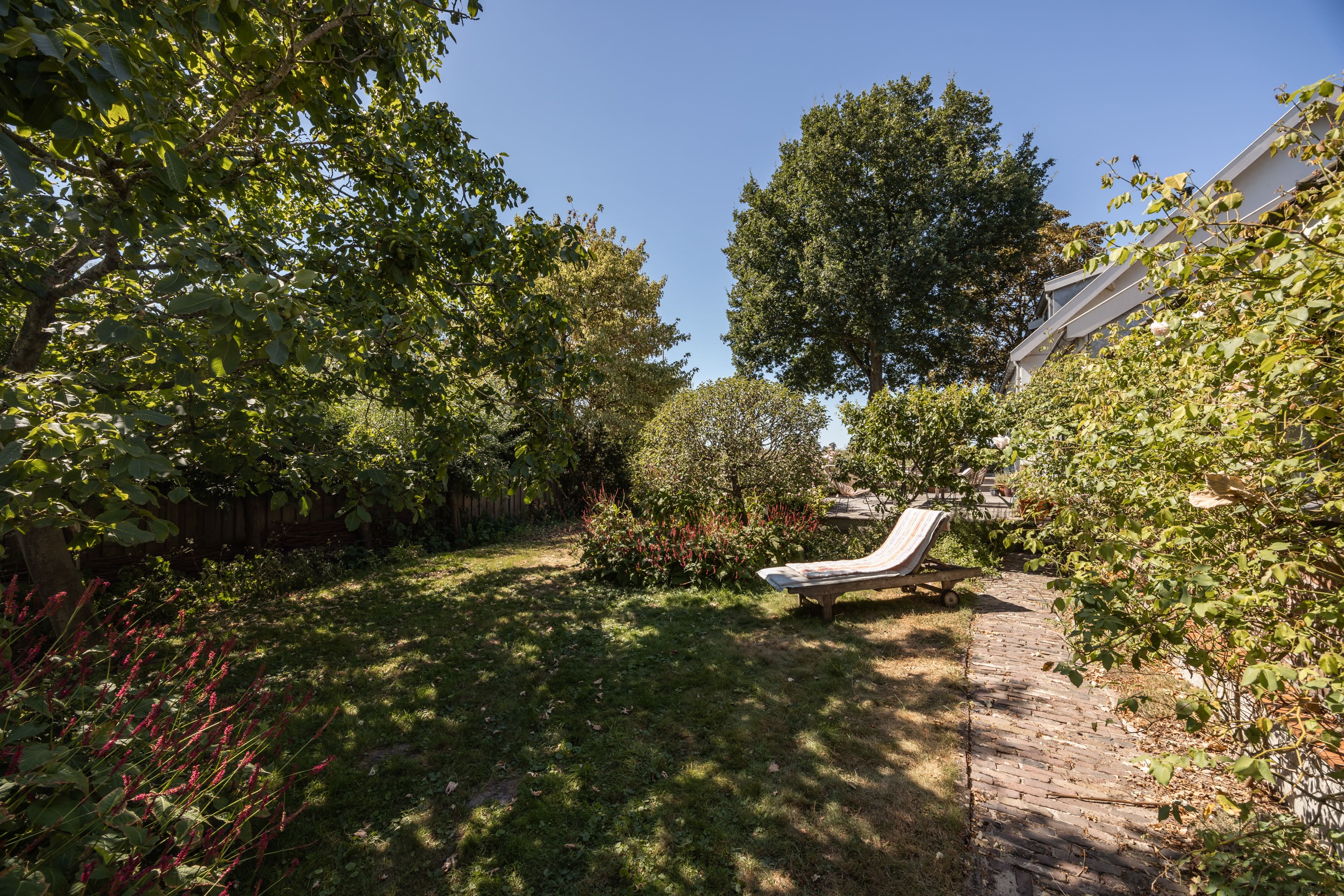  Idyllic living on the Amstel, with a characterful winter house and summer house - 物件實景