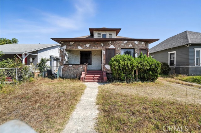 Los Angeles, California, 90011, United States, 2 Bedrooms Bedrooms, ,1 BathroomBathrooms,Residential,For Sale,1937850