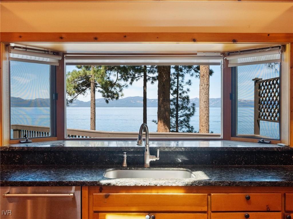 Glenbrook, Nevada, 89413, United States, 5 Bedrooms Bedrooms, ,4 BathroomsBathrooms,Residential,For Sale,1995630