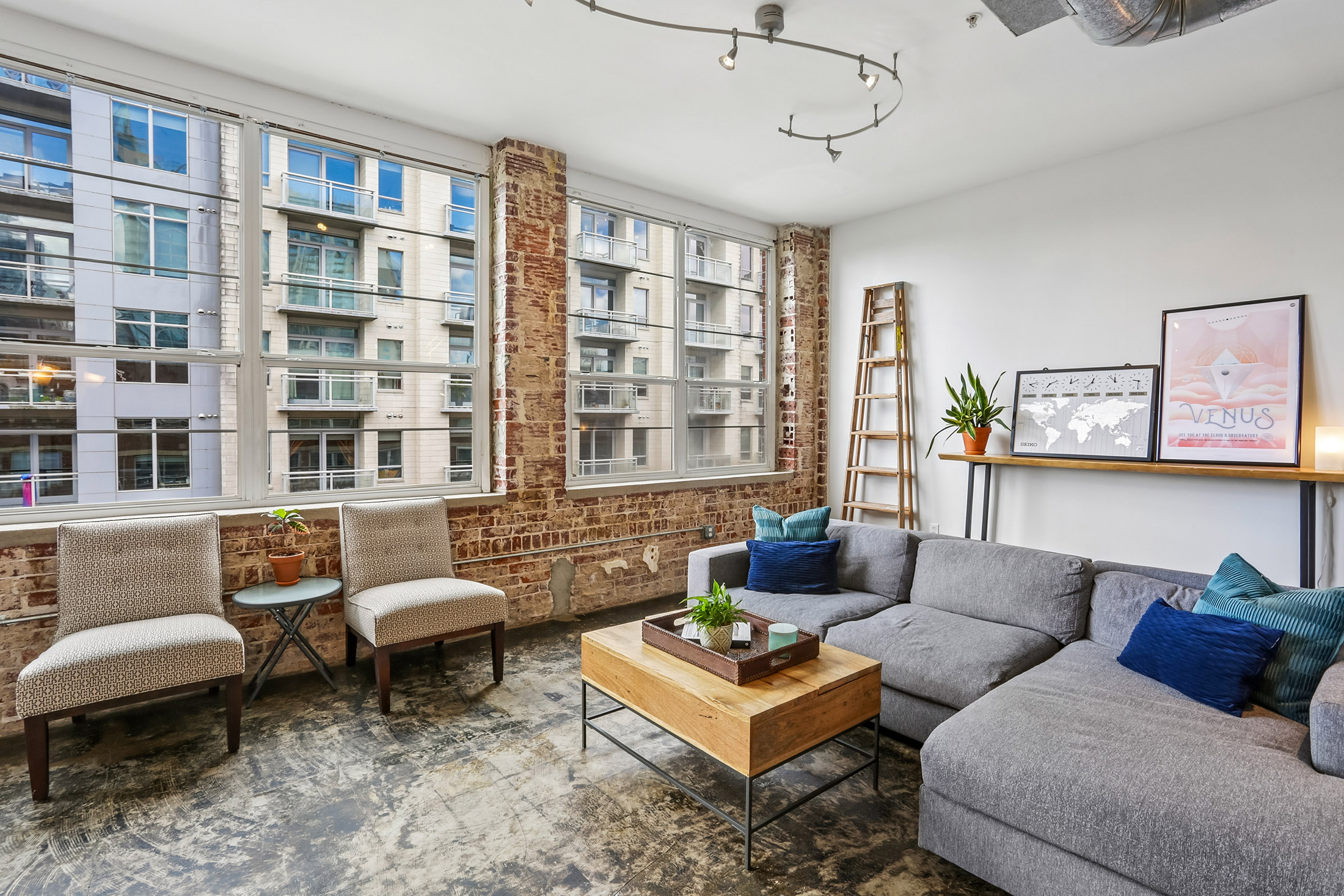  Stylish Midtown Living at Cornerstone Village - 物件實景