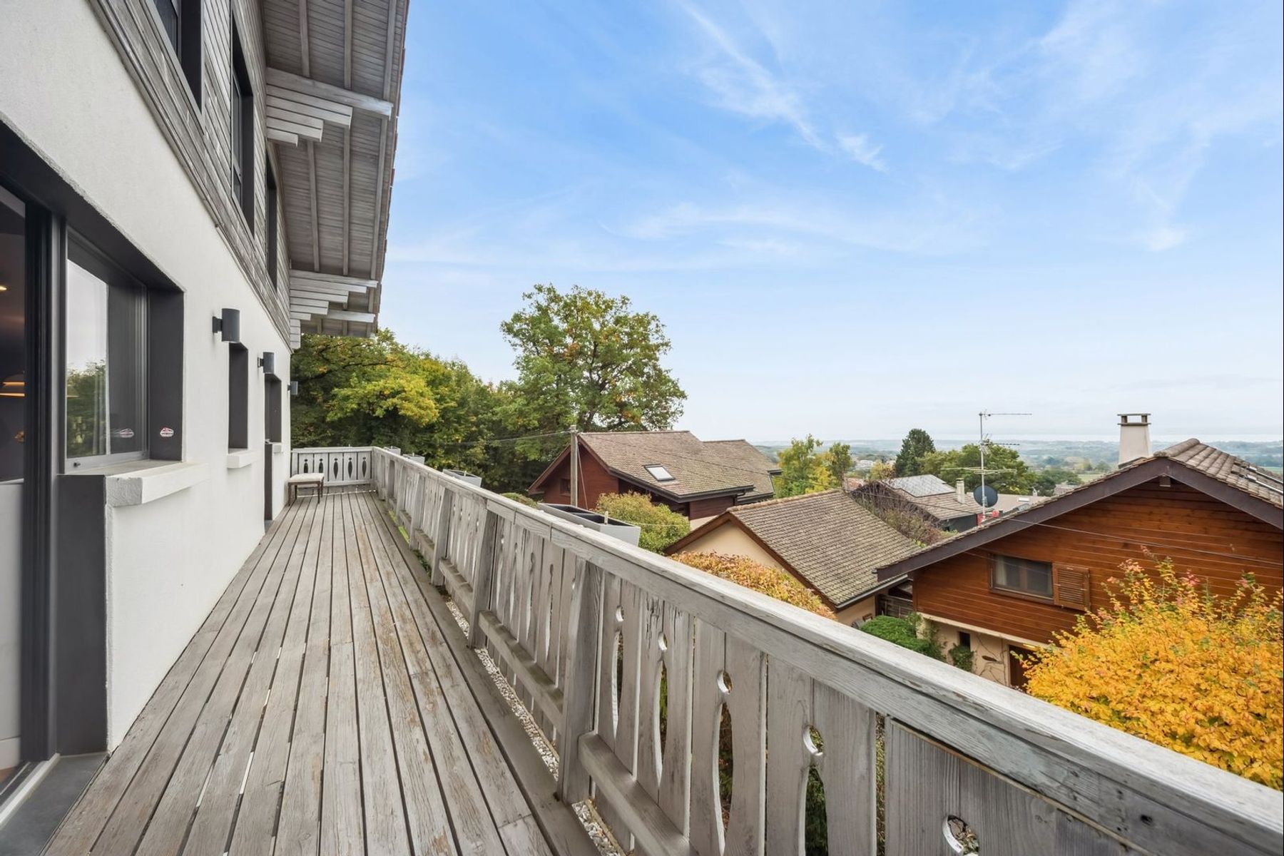  Detached villa with lake view - 物件實景