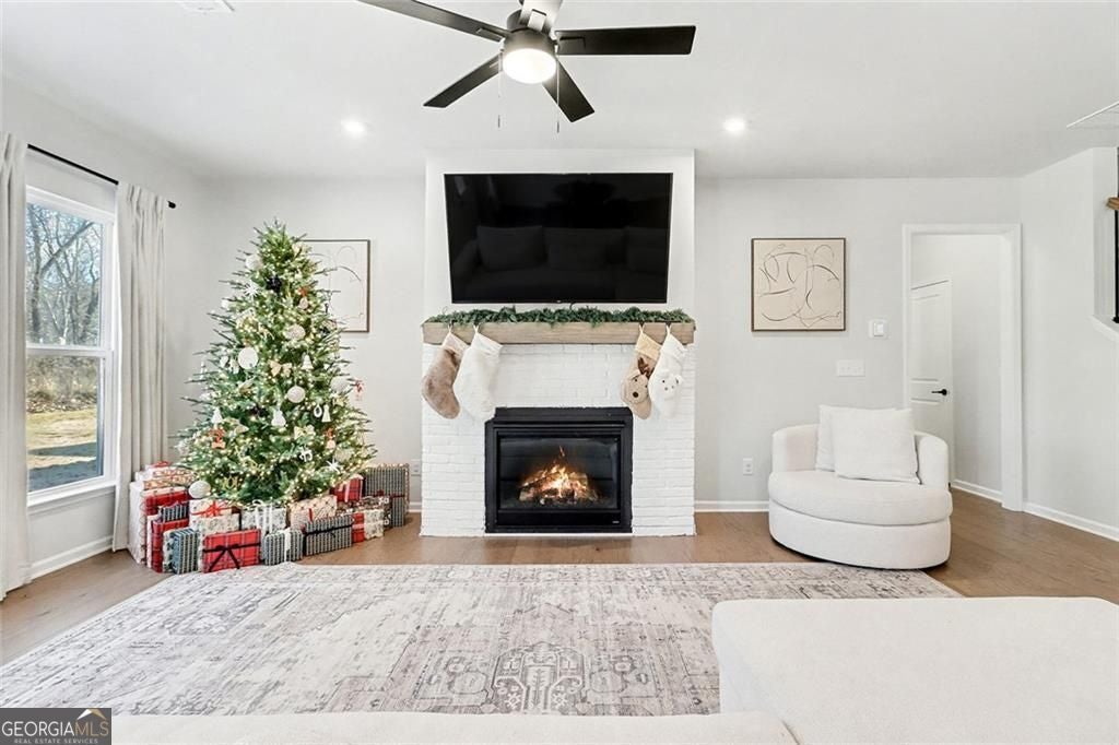 Auburn, Georgia, 30011, United States, 5 Bedrooms Bedrooms, ,4 BathroomsBathrooms,Residential,For Sale,2006605