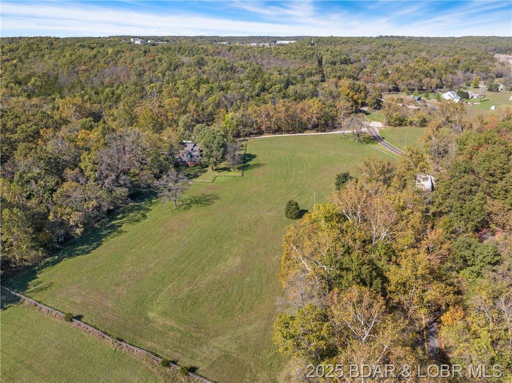 Camdenton, Missouri, 65020, United States, 4 Bedrooms Bedrooms, ,5 BathroomsBathrooms,Residential,For Sale,1989122