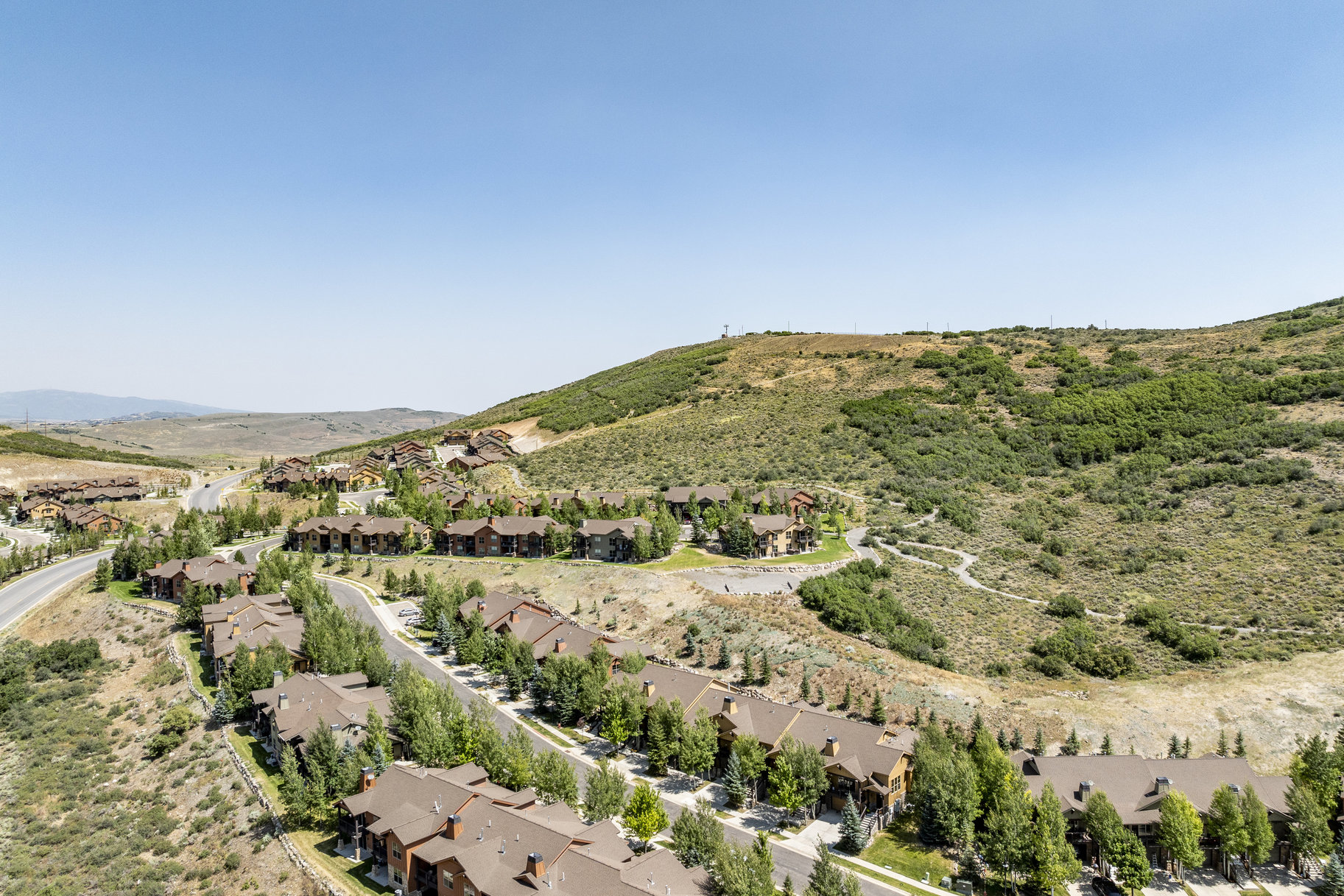  Easy Living within 15 Minutes from Slopes - 物件實景