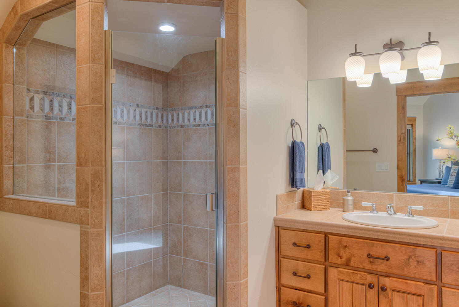 Bend, Oregon, 97707, United States, 4 Bedrooms Bedrooms, ,4 BathroomsBathrooms,Residential,For Sale,2005289