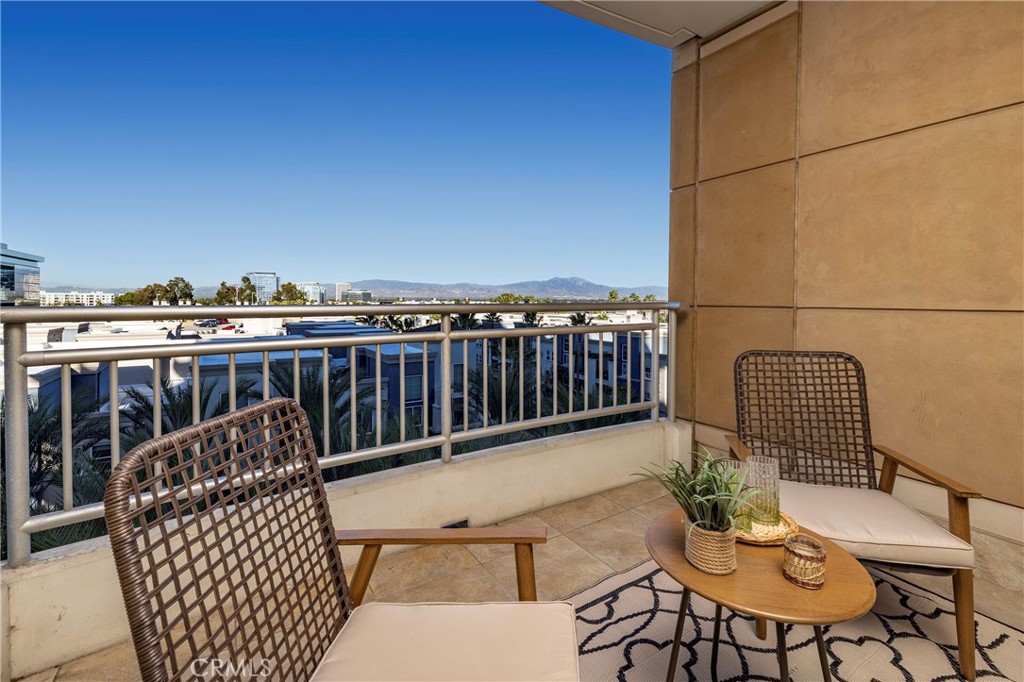 Irvine, California, 92612, United States, 2 Bedrooms Bedrooms, ,2 BathroomsBathrooms,Residential,For Sale,1989675