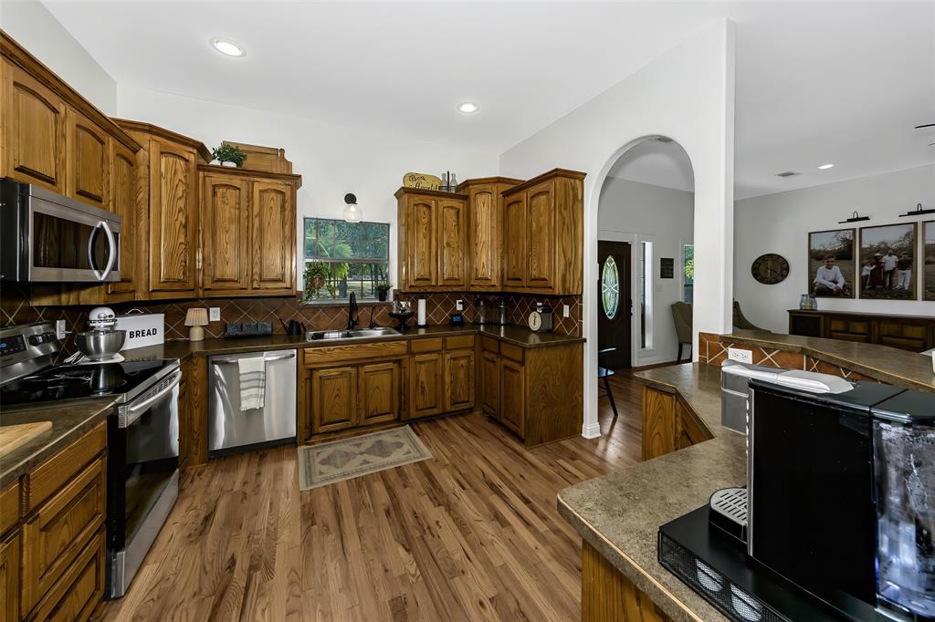 Paradise, Texas, 76073, United States, 3 Bedrooms Bedrooms, ,2 BathroomsBathrooms,Residential,For Sale,1936872