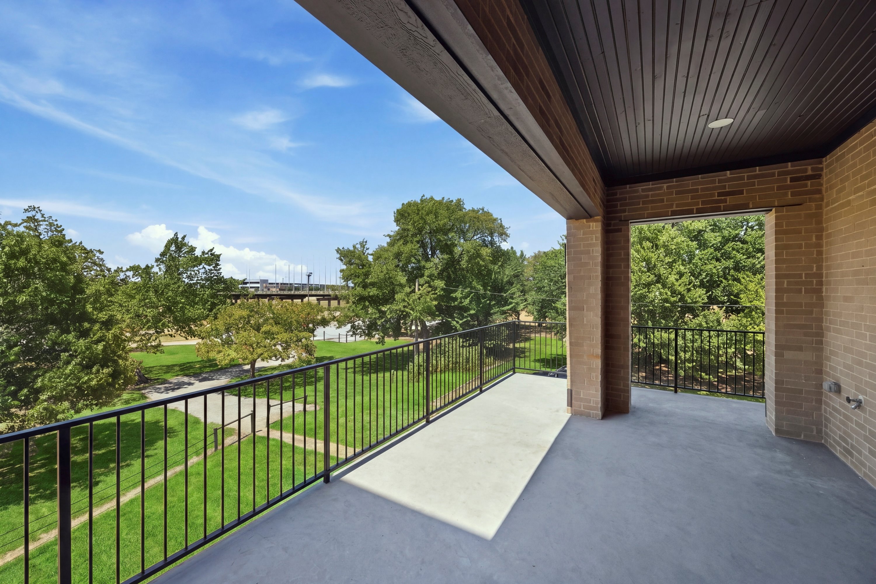  400 Vista Buena Trail, Fort Worth, TX, 76111 - 物件實景