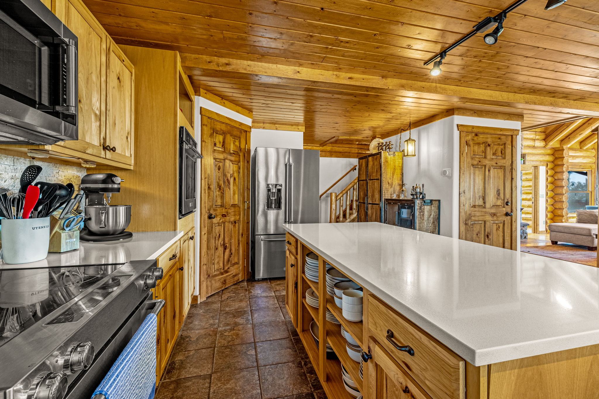 Cripple Creek, Colorado, 80813, United States, 3 Bedrooms Bedrooms, ,3 BathroomsBathrooms,Residential,For Sale,1997050