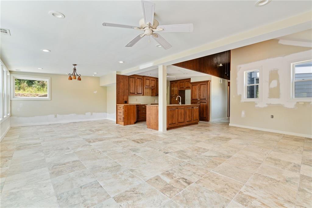 Dahlonega, Georgia, 30533, United States, 4 Bedrooms Bedrooms, ,4 BathroomsBathrooms,Residential,For Sale,1976865