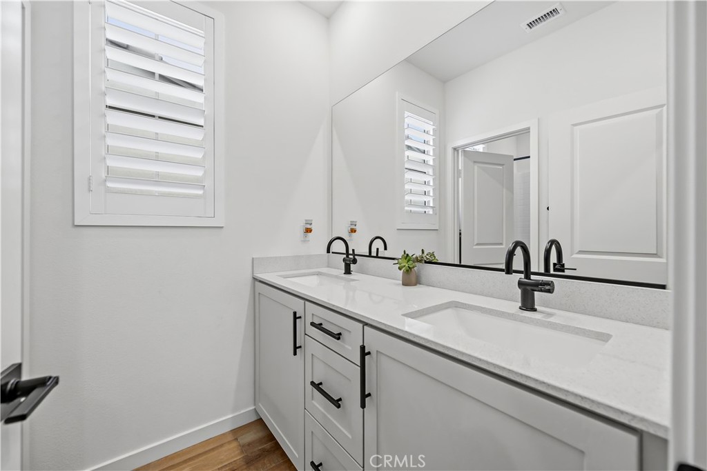 Fontana, California, 92336, United States, 3 Bedrooms Bedrooms, ,2 BathroomsBathrooms,Residential,For Sale,2037862