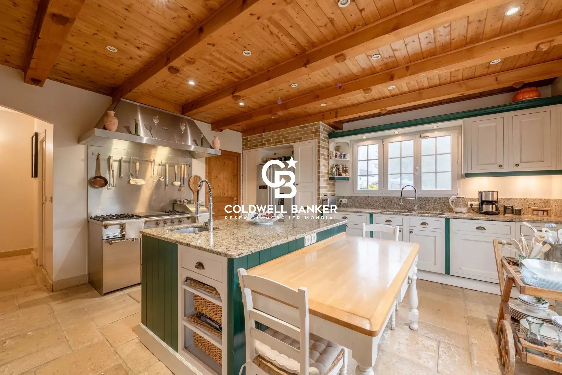 Monnetier-Mornex, Auvergne-Rhône-Alpes, 74560, FR, 3 Bedrooms Bedrooms, ,4 BathroomsBathrooms,Residential,For Sale,1994483