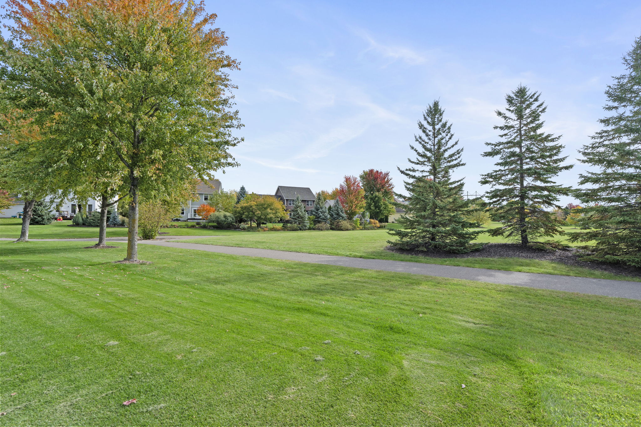  Contemporary Farmhouse Charm in Coveted Towne Lakes - 物件實景