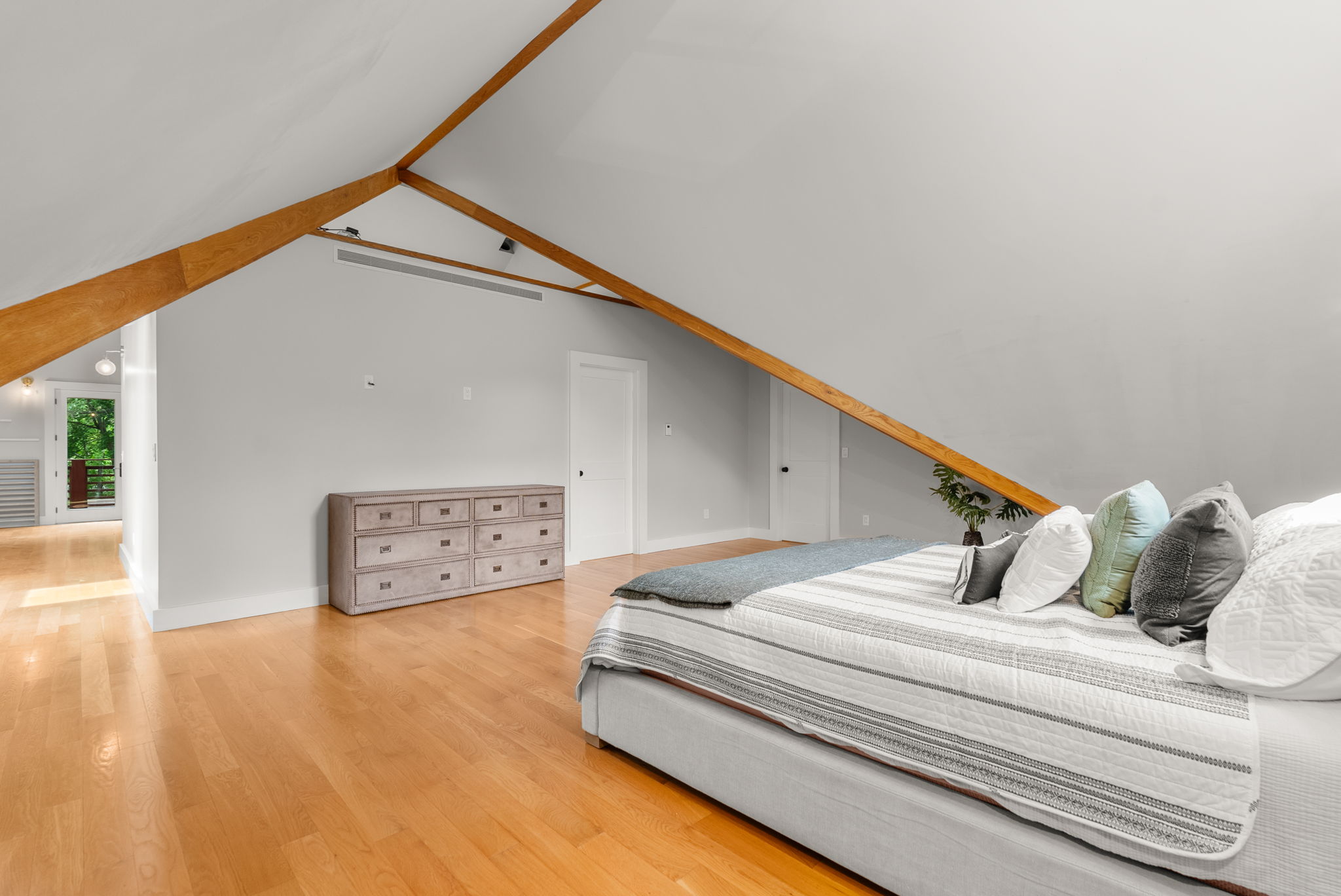  24 Sigourney Street, Unit 2, Boston, MA 02130 - 物件實景
