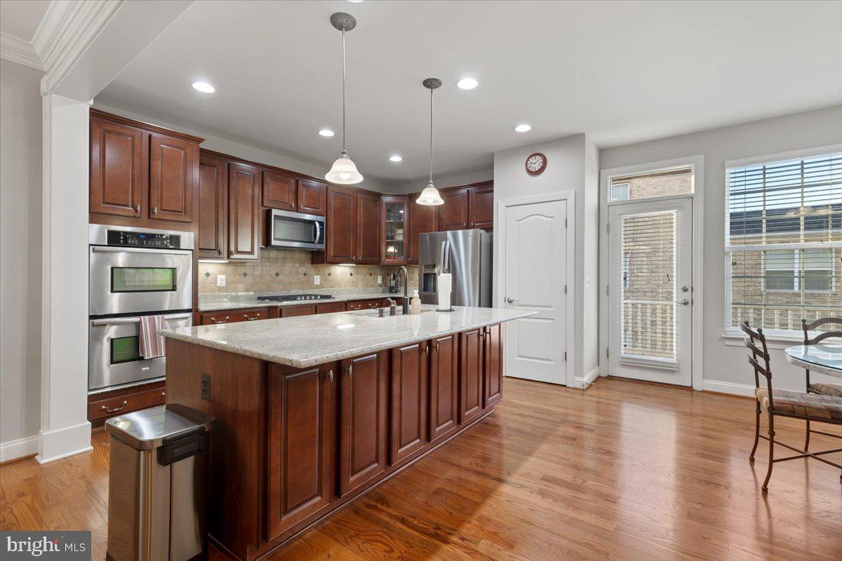 Leesburg, Virginia, 20176, United States, 3 Bedrooms Bedrooms, ,4 BathroomsBathrooms,Residential,For Sale,2003528