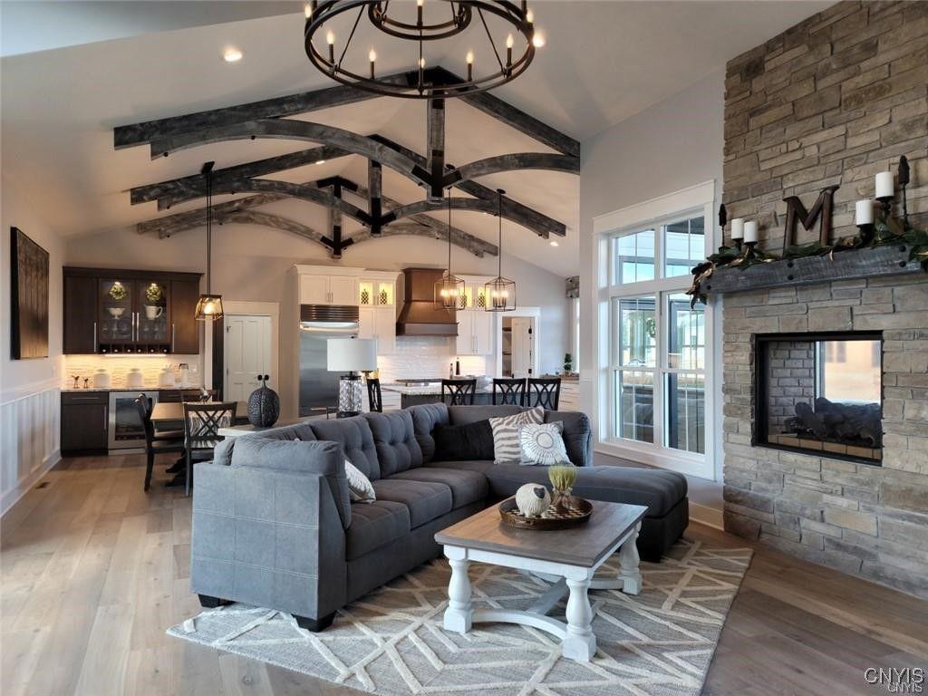 Syracuse, New York, 13215, United States, 3 Bedrooms Bedrooms, ,3 BathroomsBathrooms,Residential,For Sale,1846981