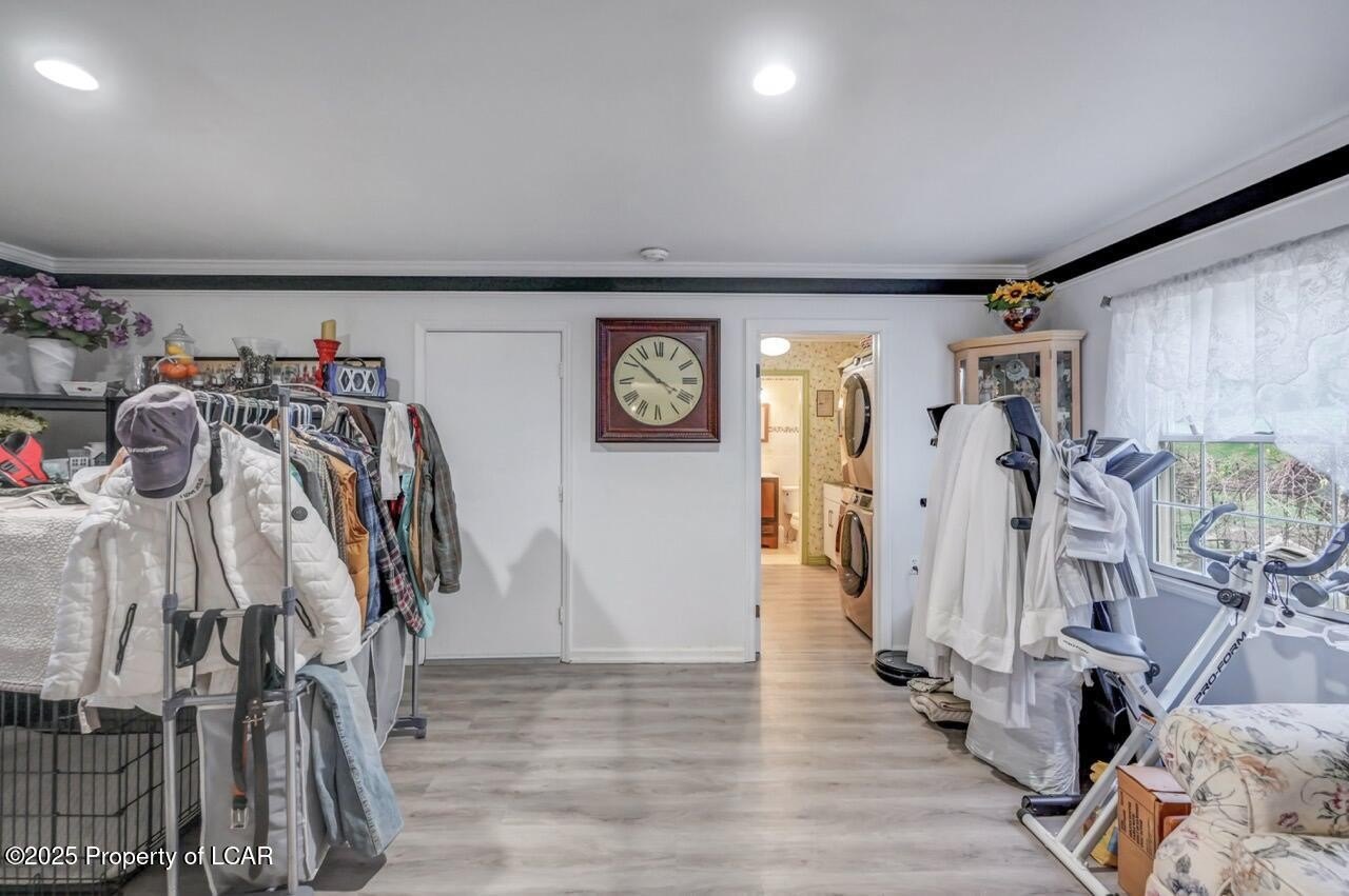 Sugarloaf, Pennsylvania, 18249, United States, 4 Bedrooms Bedrooms, ,3 BathroomsBathrooms,Residential,For Sale,1996756